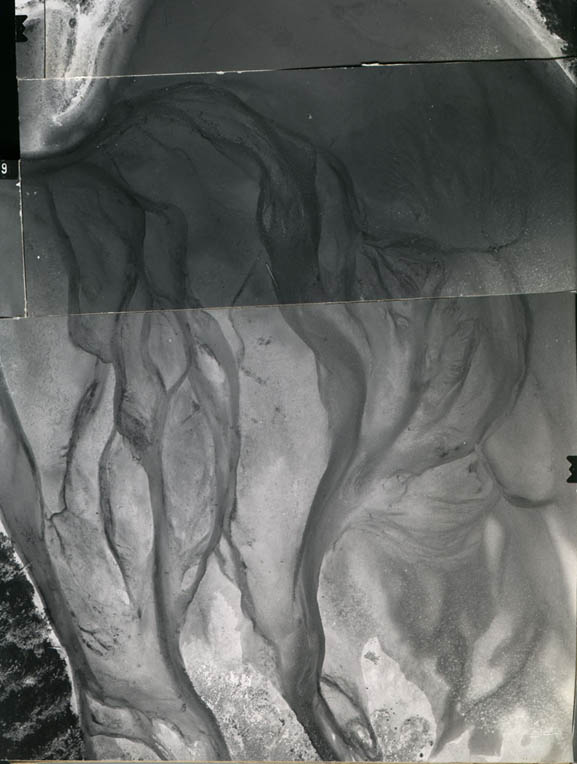 09apr683